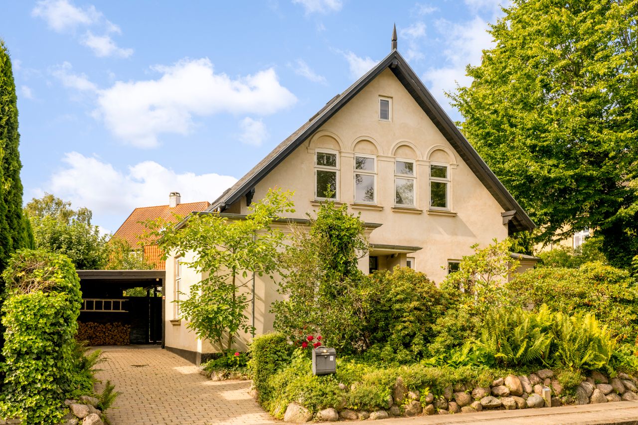 Viggo Rothes Vej 6, 2920 Charlottenlund, billede 1 af 8